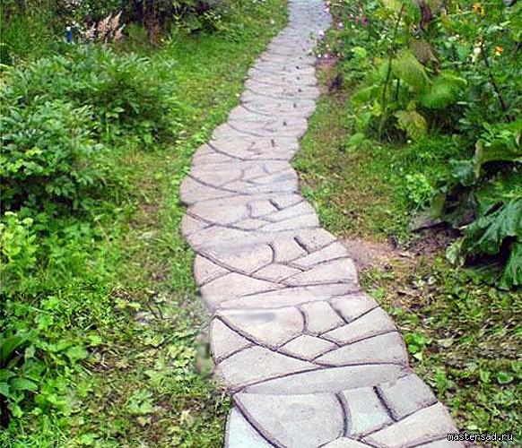 Дорожки на даче из формы Дорожки на даче из формы