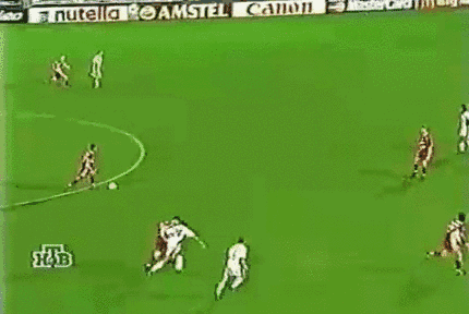 Цымбаларь поражает ворота Штурма в ЛЧ 1998