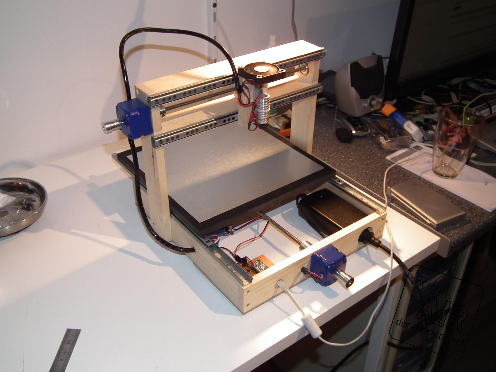 Arduino cnc. Плоттер на ардуино. ЧПУ на ардуино. ЧПУ станок на ардуино. CNC плоттер на ардуино.