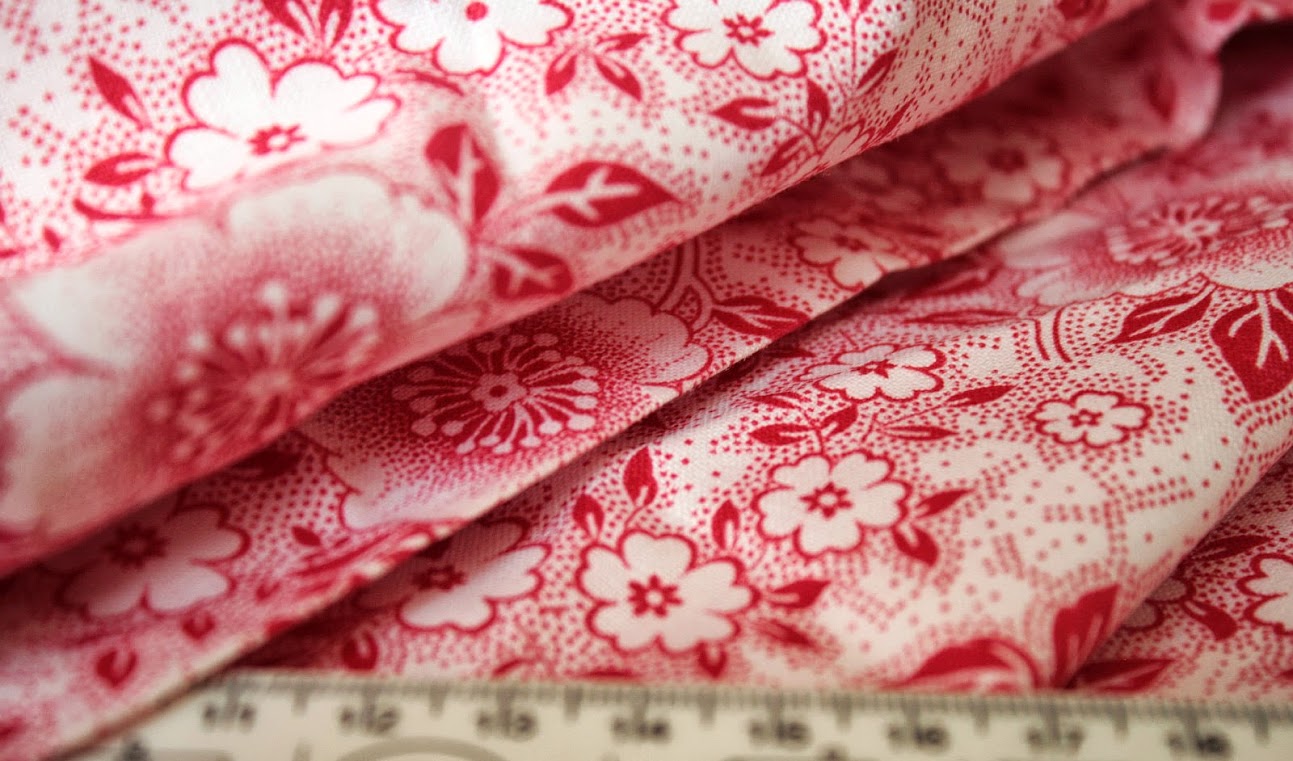 Лоскуток ткани это сколько. Лоскут хлопчатобумажной ткани. Хб ткань. Из хб ткани. Ткань хб цветы.